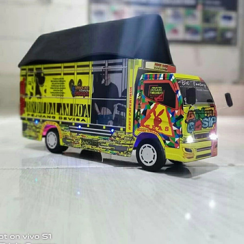 Detail Foto Truk Oleng Anti Gosip Nomer 35