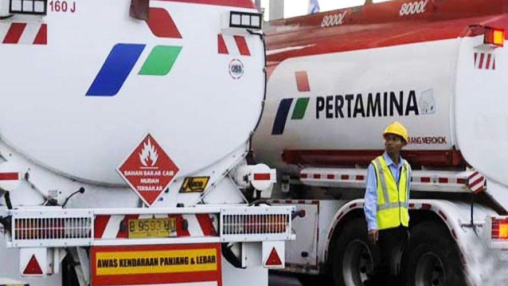 Detail Foto Truk Tangki Pertamina Nomer 43