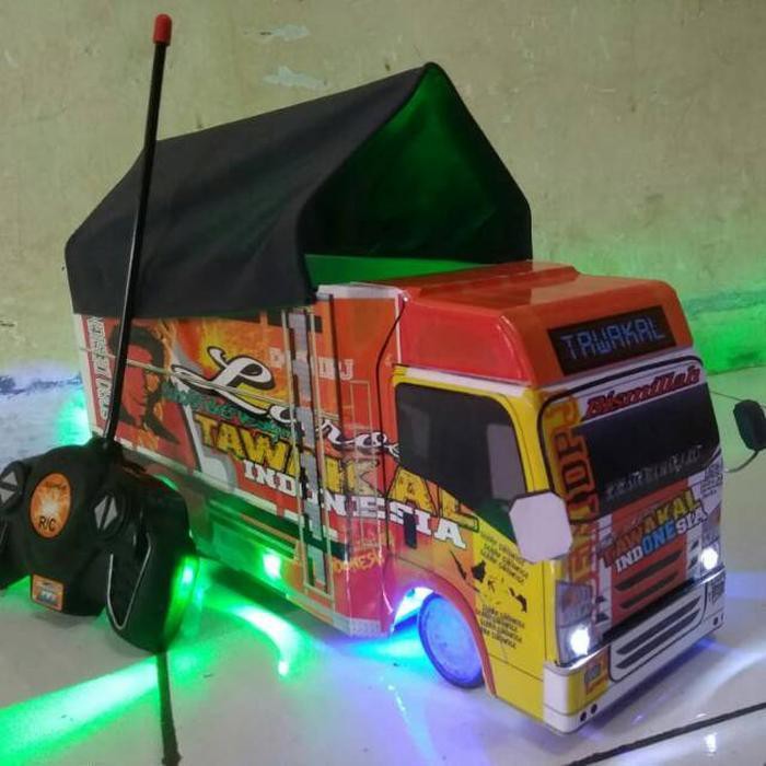 Detail Foto Truk Tawakal Indonesia Nomer 42