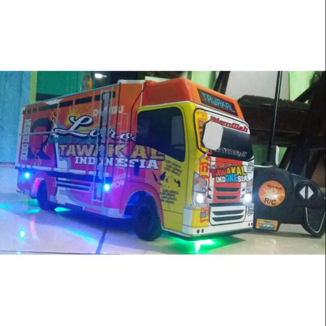 Detail Foto Truk Tawakal Indonesia Nomer 52