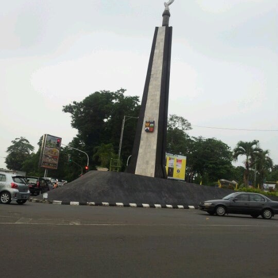 Detail Foto Tugu Kujang Bogor Nomer 21