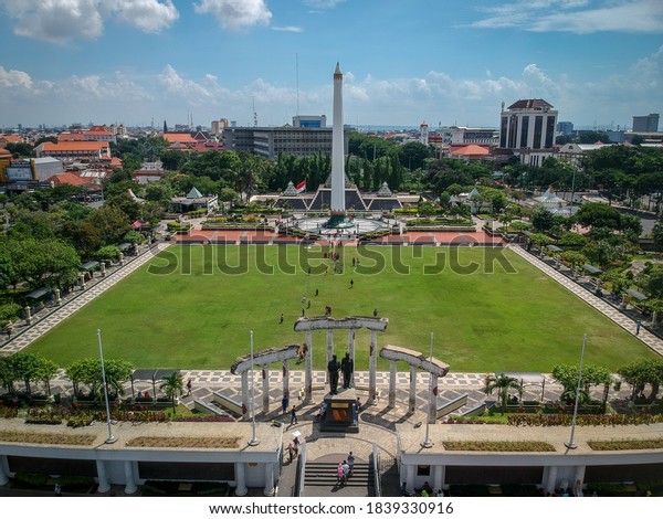 Detail Foto Tugu Pahlawan Nomer 32