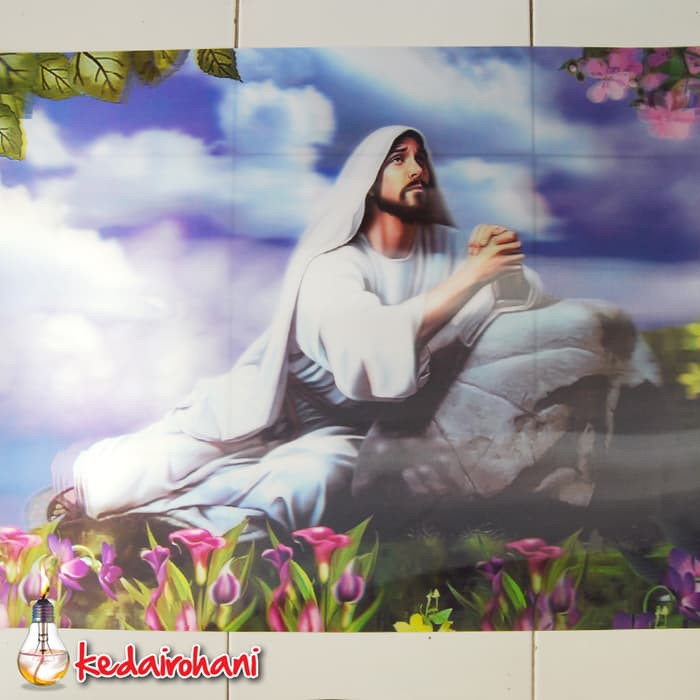 Detail Foto Tuhan Yesus Berdoa Nomer 47