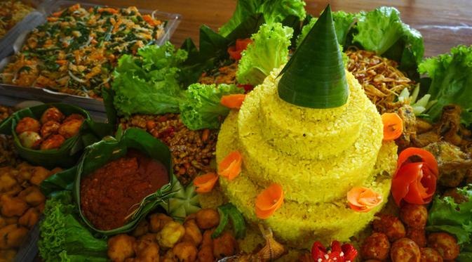 Detail Foto Tumpeng Nasi Kuning Nomer 27