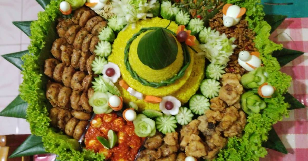 Detail Foto Tumpeng Nasi Kuning Nomer 8