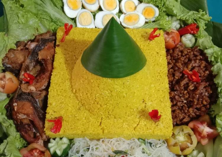 Detail Foto Tumpeng Ultah Nomer 19