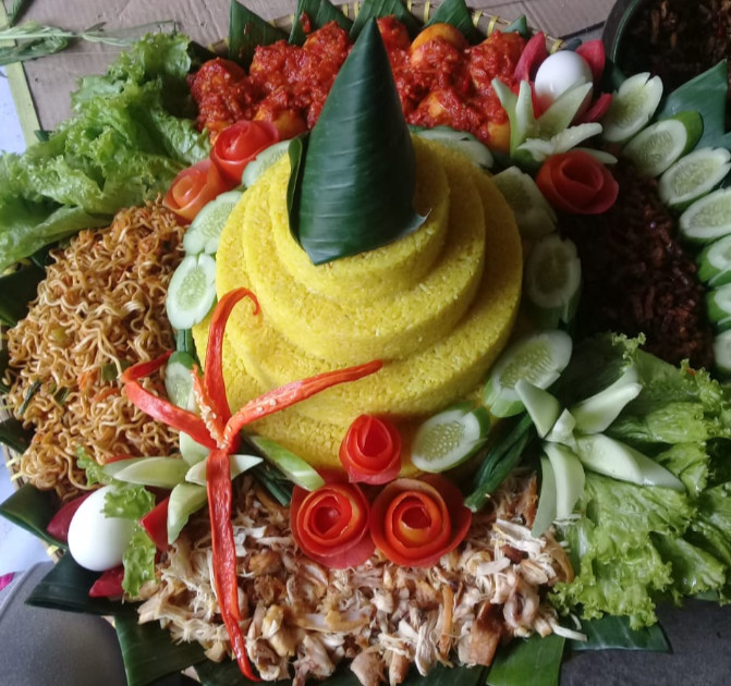 Detail Foto Tumpeng Ultah Nomer 39