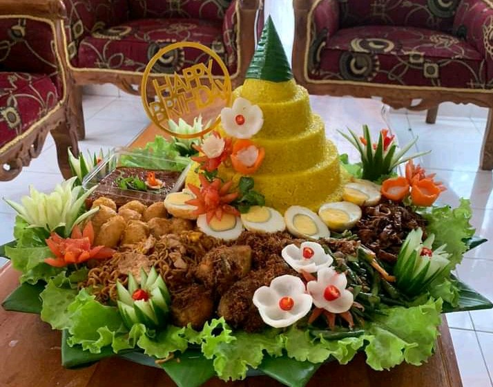 Detail Foto Tumpeng Ultah Nomer 8