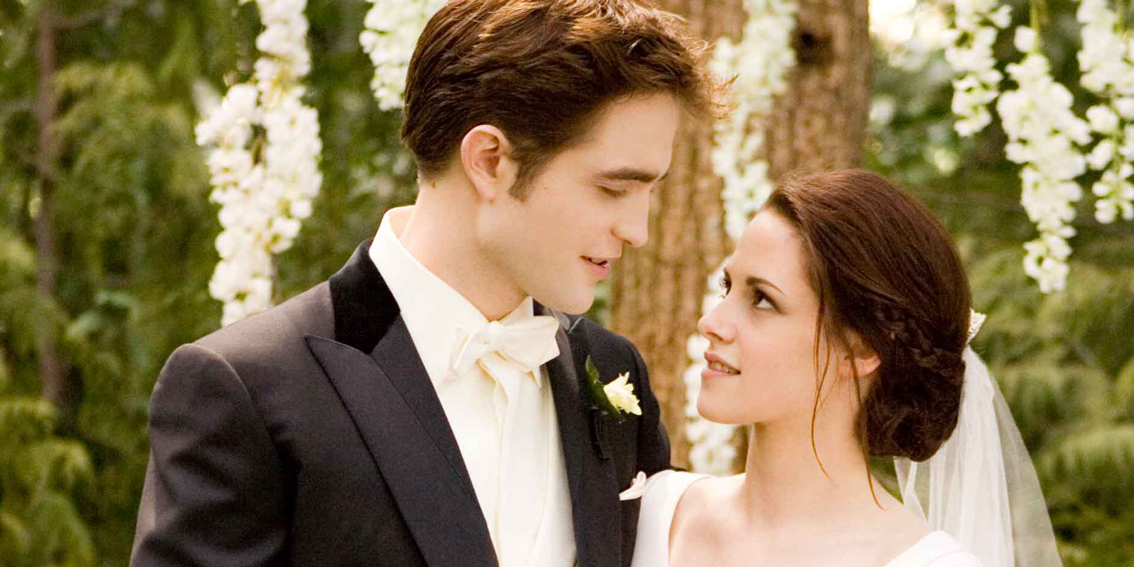 Detail Foto Twilight Breaking Dawn Part 1 Nomer 4