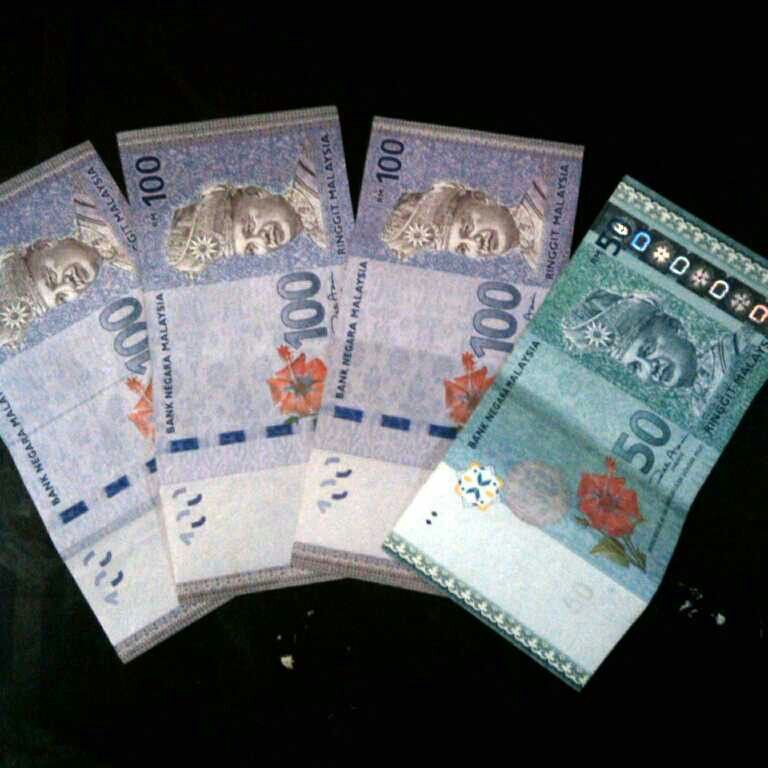Foto Uang Malaysia - KibrisPDR