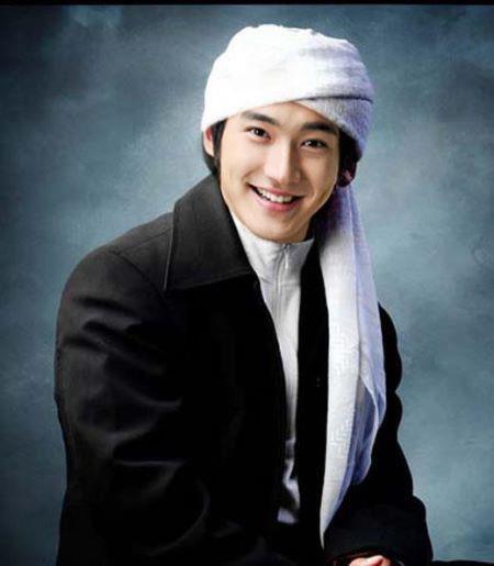 Detail Foto Ustad Ganteng Nomer 6