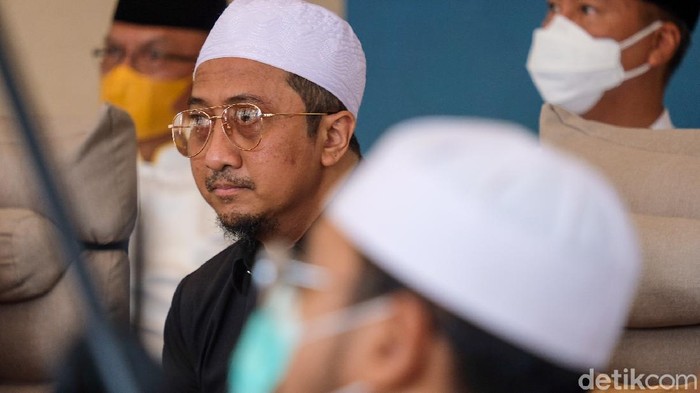 Detail Foto Ustad Yusuf Mansur Nomer 17