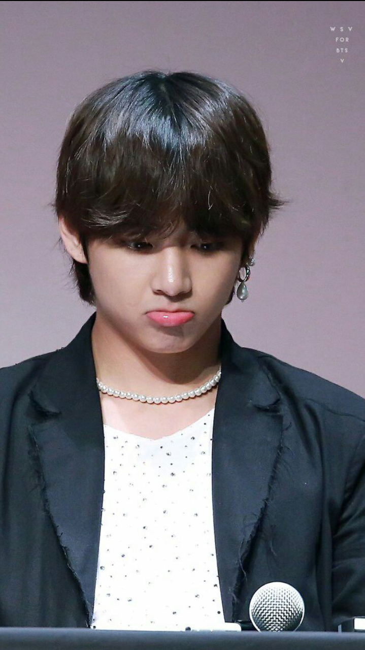 Detail Foto V Bts Cute Wallpaper Nomer 47