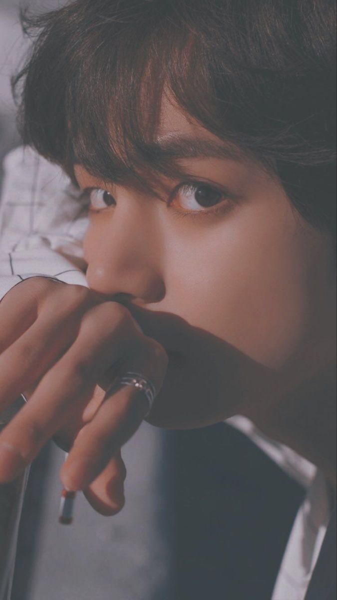 Detail Foto V Bts Cute Wallpaper Nomer 55