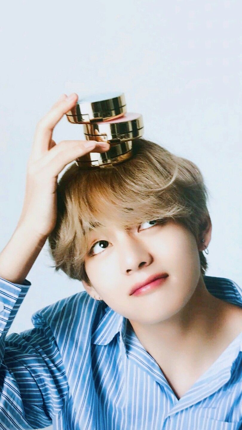 Detail Foto V Bts Cute Wallpaper Nomer 9