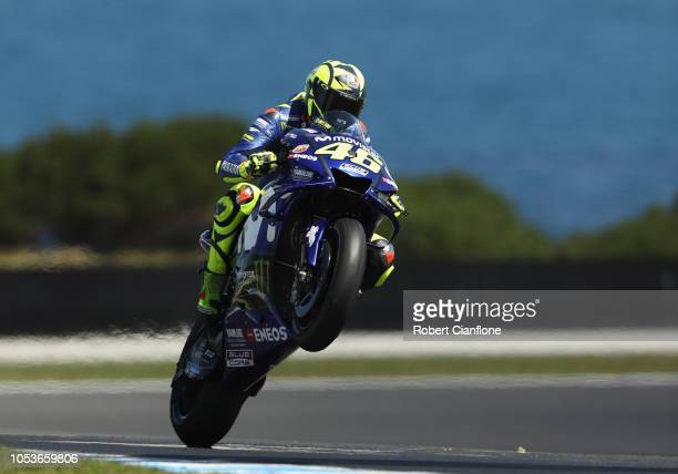 Detail Foto Valentino Rossi Nomer 24