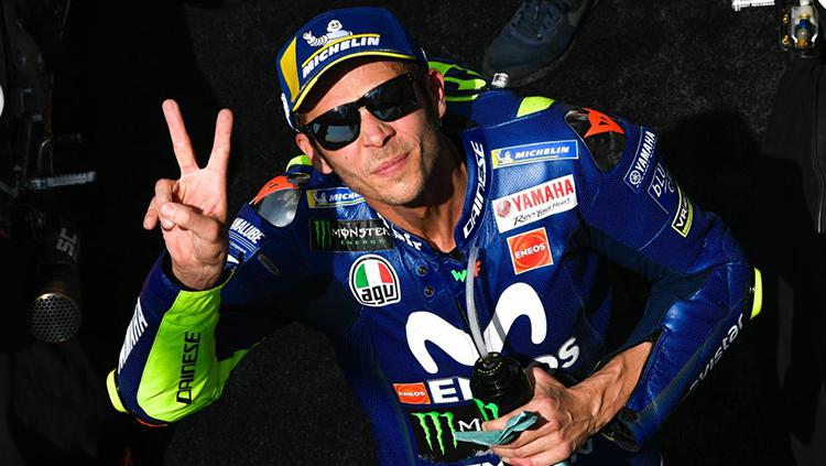 Detail Foto Valentino Rossi Keren Nomer 9