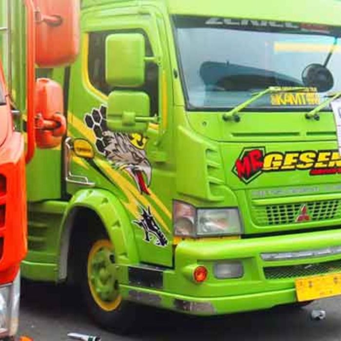 Detail Foto Variasi Mobil Truk Nomer 44