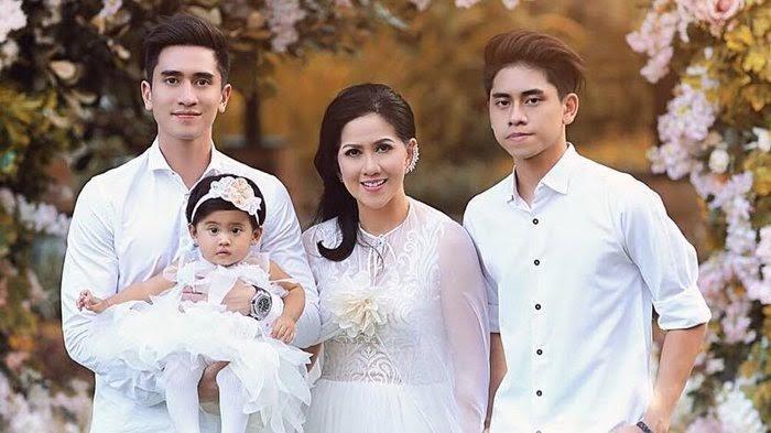 Detail Foto Verrel Bramasta Dan Adiknya Nomer 39