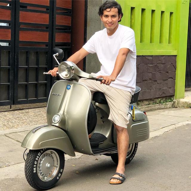 Detail Foto Vespa Klasik Keren Nomer 2