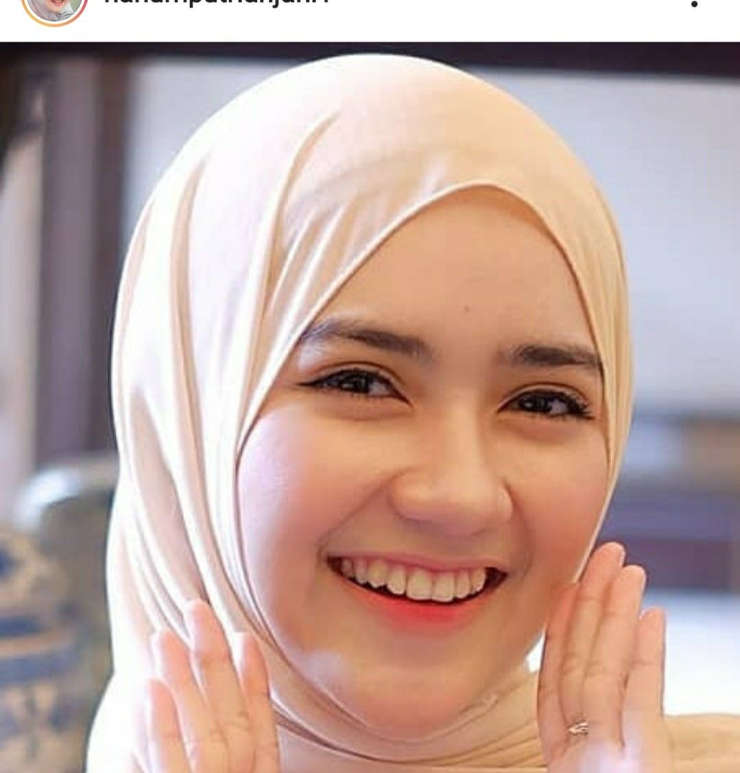 Detail Foto Wajah Cantik Berjilbab Nomer 15