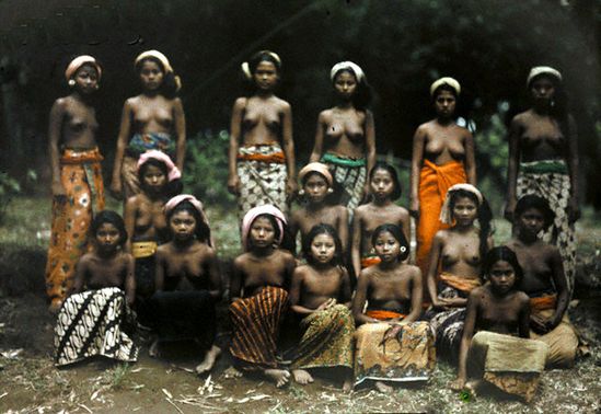 Detail Foto Wanita Bali Jaman Dulu Nomer 11