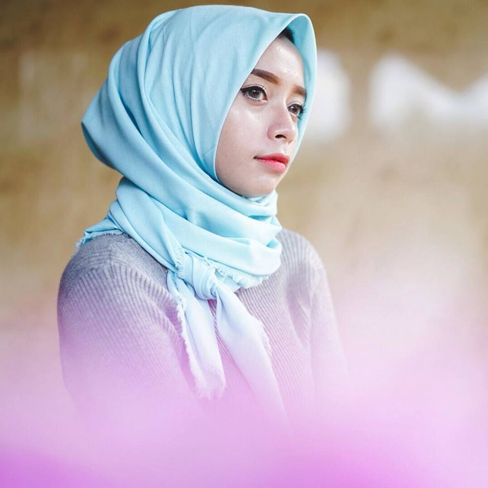 Detail Foto Wanita Berhijab Dari Samping Nomer 47