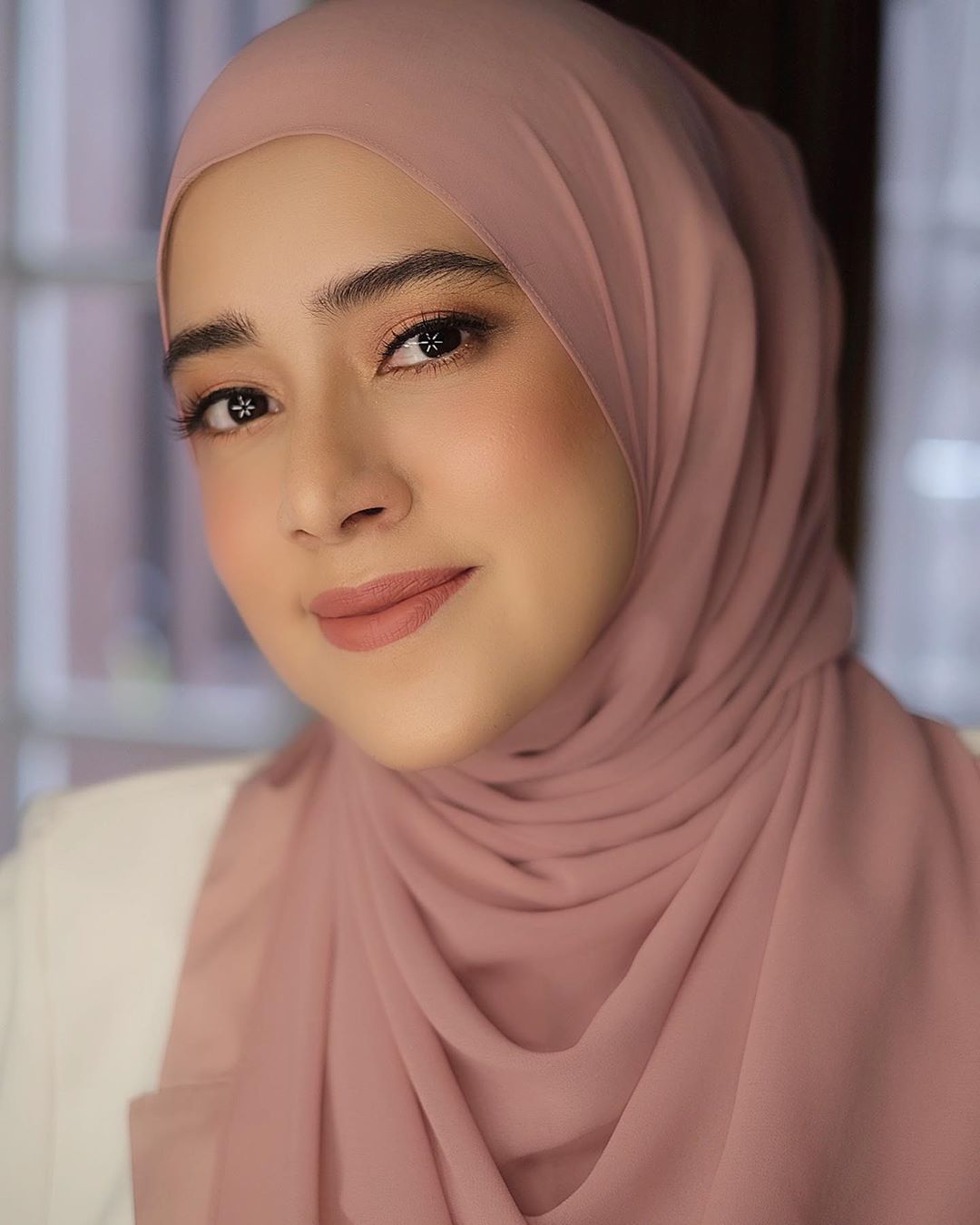 Detail Foto Wanita Cantik Arab Nomer 11