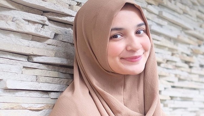 Detail Foto Wanita Cantik Berhijab Syari Nomer 6