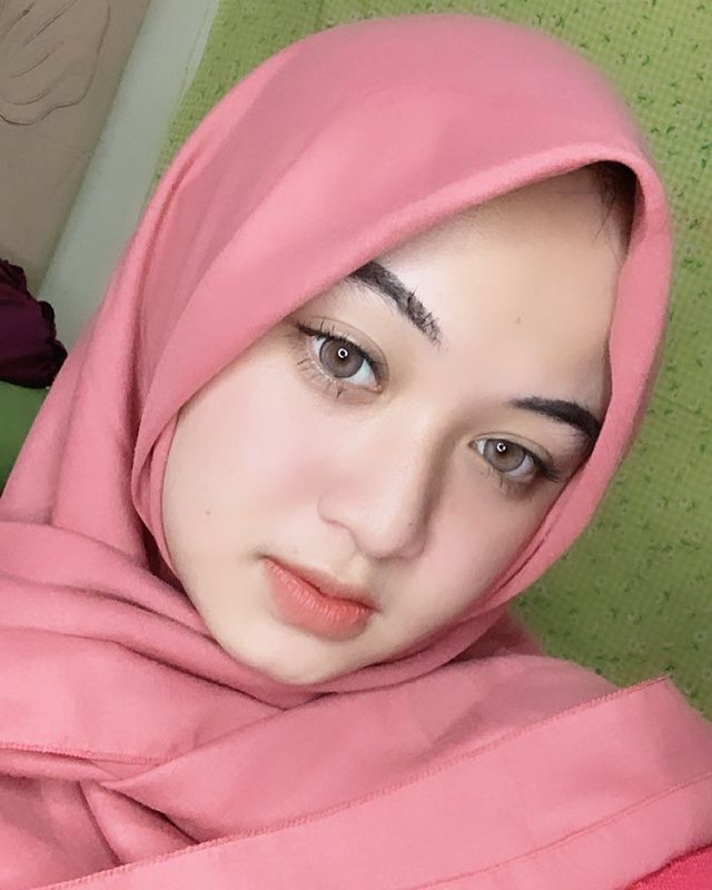 Detail Foto Wanita Cantik Hijab Nomer 2