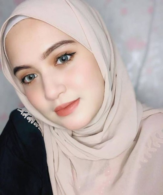 Detail Foto Wanita Cantik Hijab Nomer 18