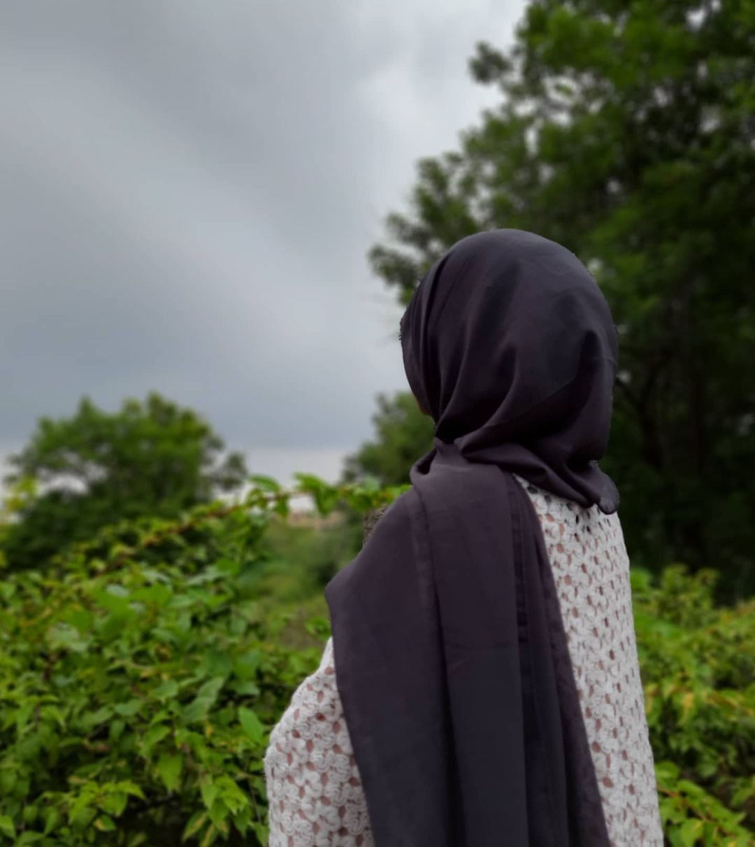 Detail Foto Wanita Hijab Dari Belakang Keren Nomer 48