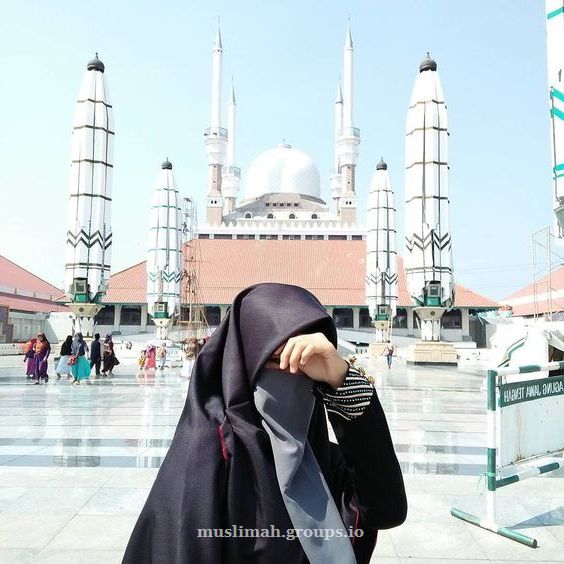 Detail Foto Wanita Muslimah Bercadar Cantik Nomer 22