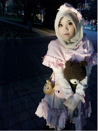 Detail Foto Wanita Muslimah Jepang Nomer 16