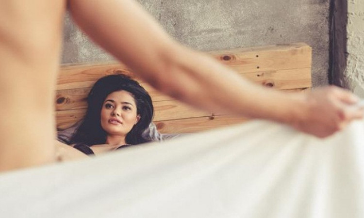 Detail Foto Wanita Terangsang Nomer 53