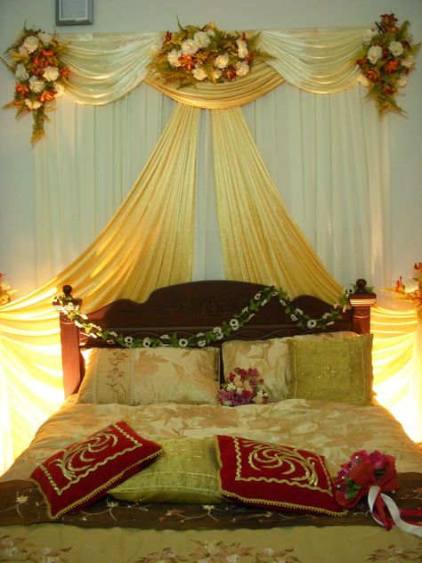 Detail Foto Wedding Di Kamar Pengantin Nomer 12