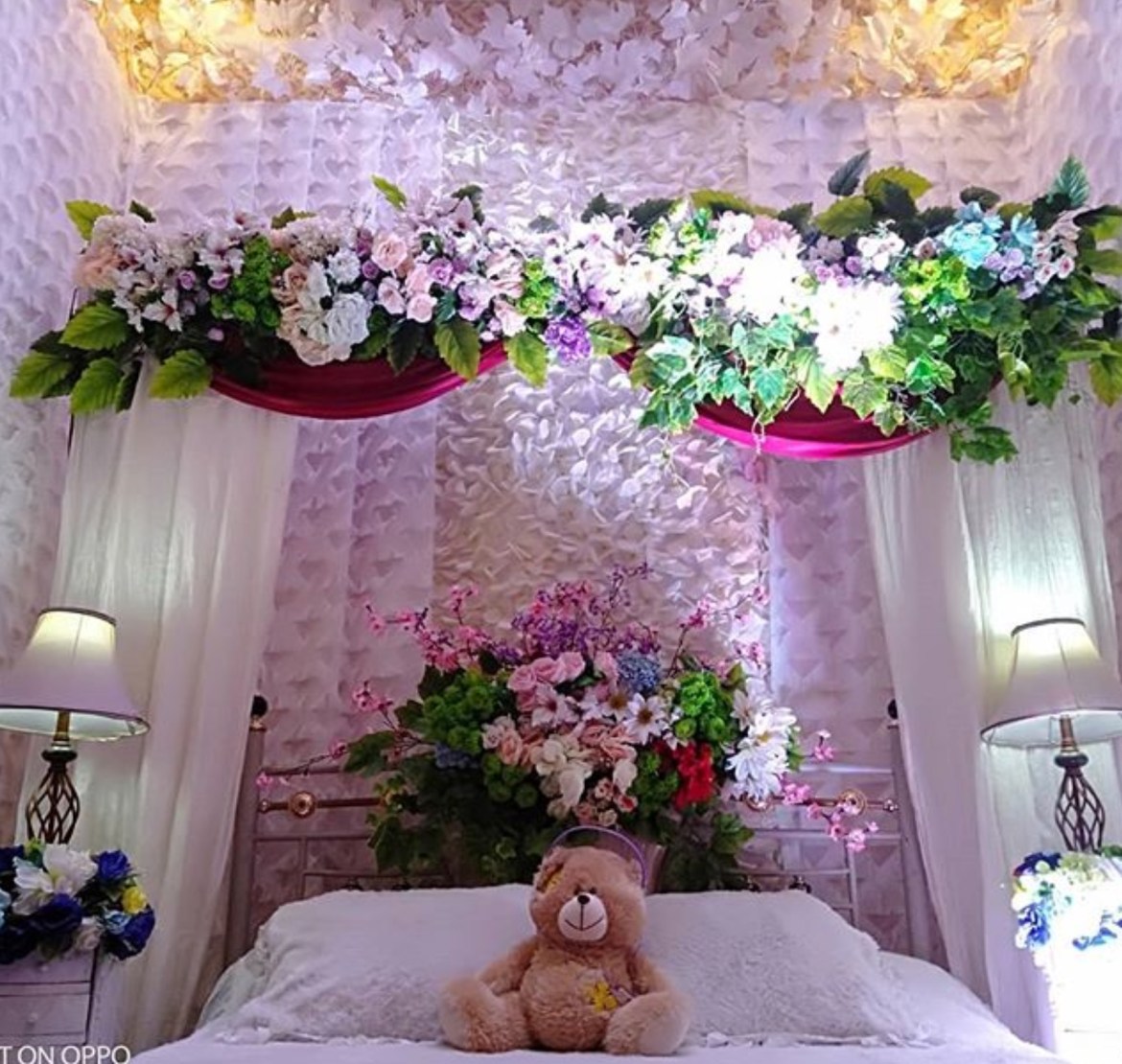 Detail Foto Wedding Di Kamar Pengantin Nomer 31