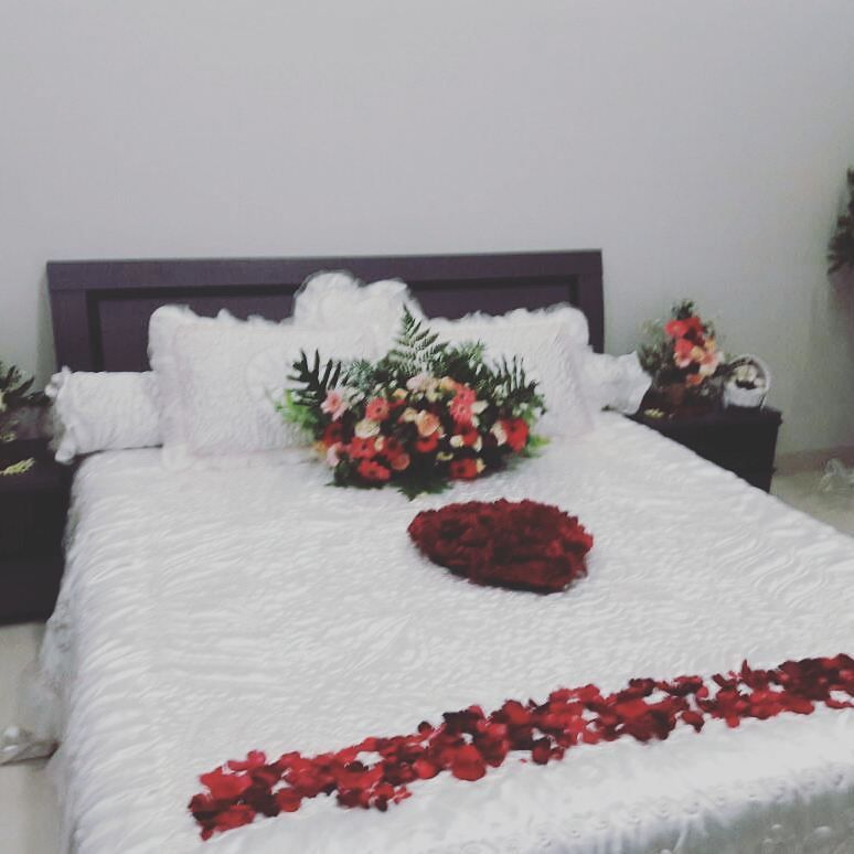 Detail Foto Wedding Di Kamar Pengantin Nomer 51