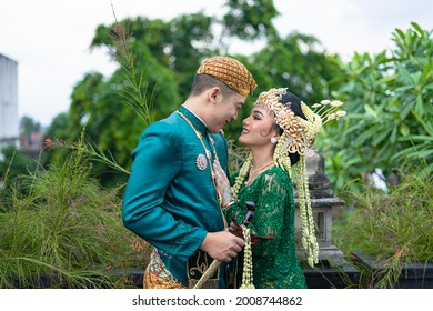 Detail Foto Wedding Indonesia Nomer 34