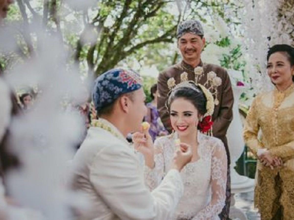 Download Foto Wedding Indonesia Nomer 49