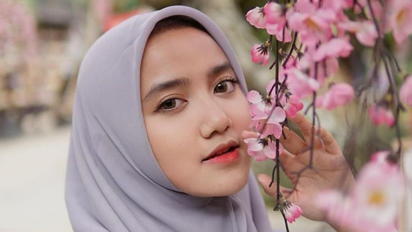 Detail Foto Wirda Mansur Nomer 4