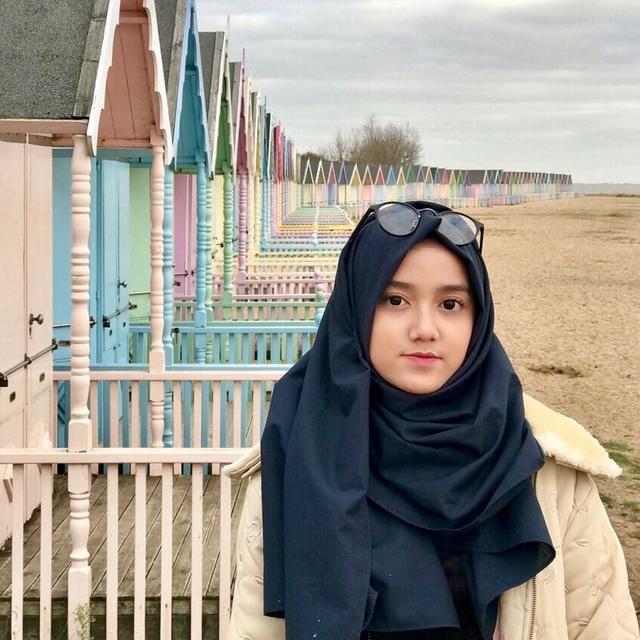 Detail Foto Wirda Mansur Nomer 40