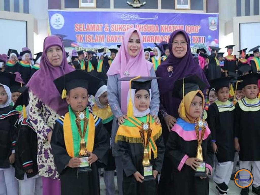 Detail Foto Wisuda Anak Tk Nomer 40