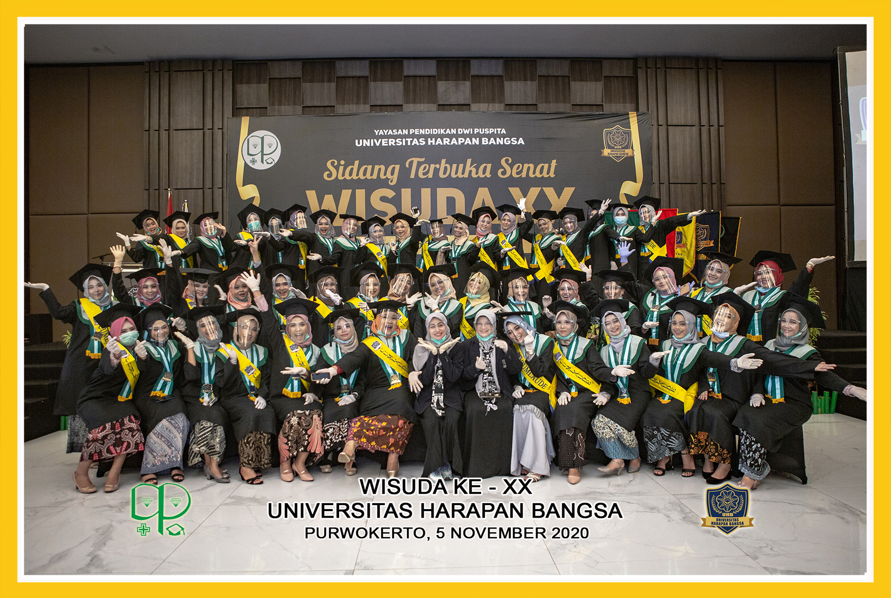 Detail Foto Wisuda Bersama Nomer 6