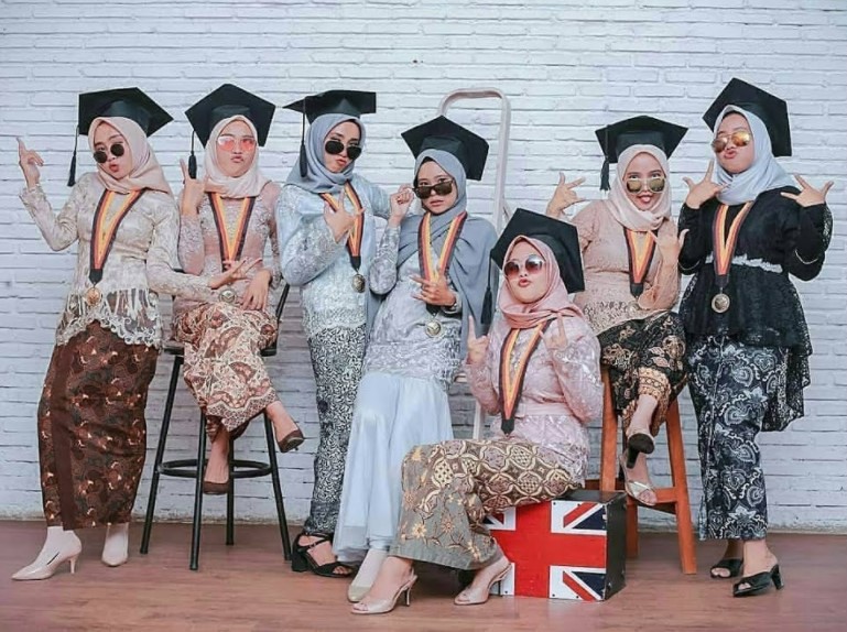 Detail Foto Wisuda Cantik Nomer 20