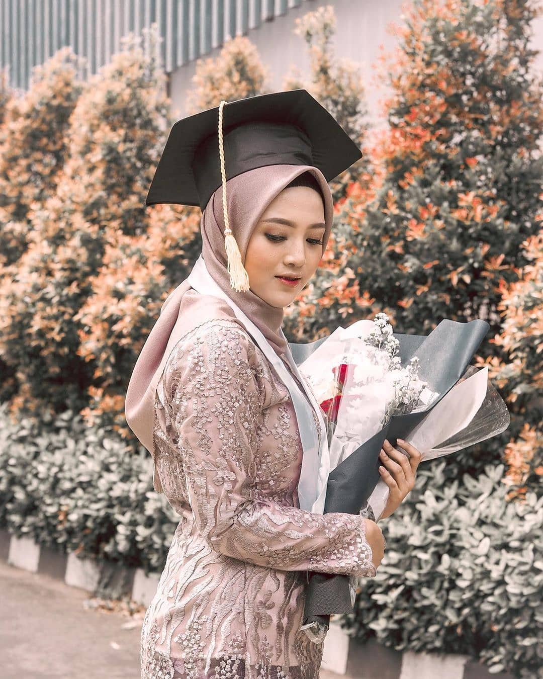 Detail Foto Wisuda Cantik Nomer 3