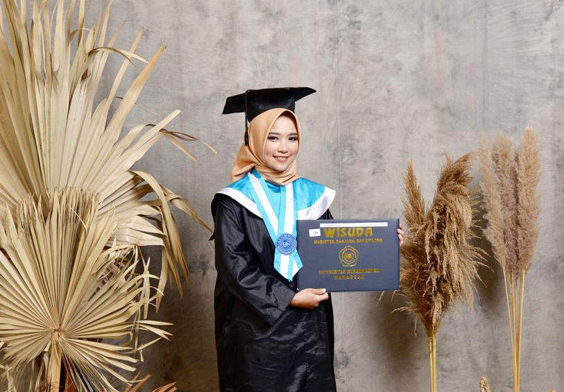 Detail Foto Wisuda Cantik Nomer 34