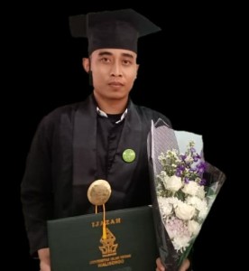 Detail Foto Wisuda Sarjana Nomer 44