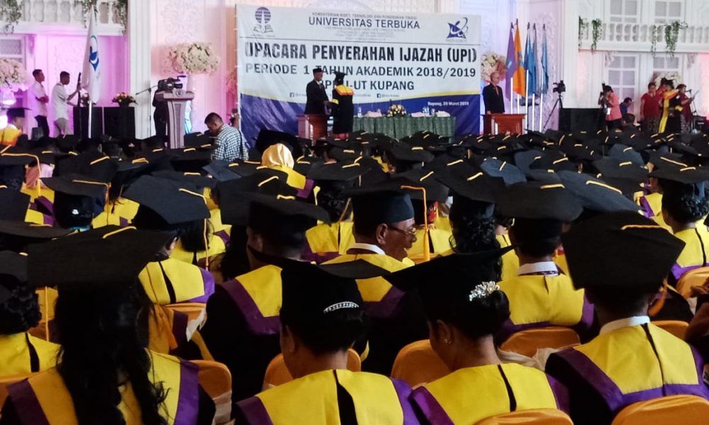 Detail Foto Wisuda Ut 2018 Nomer 21