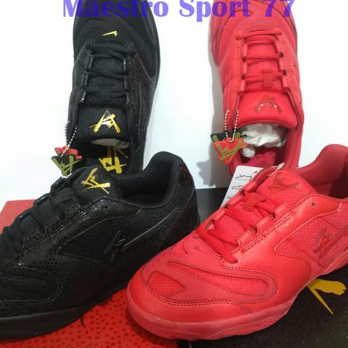 Foto Young Lex Gambar Sepatu Keren - KibrisPDR